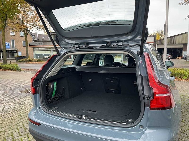 Volvo V60 B4 B DCT Core